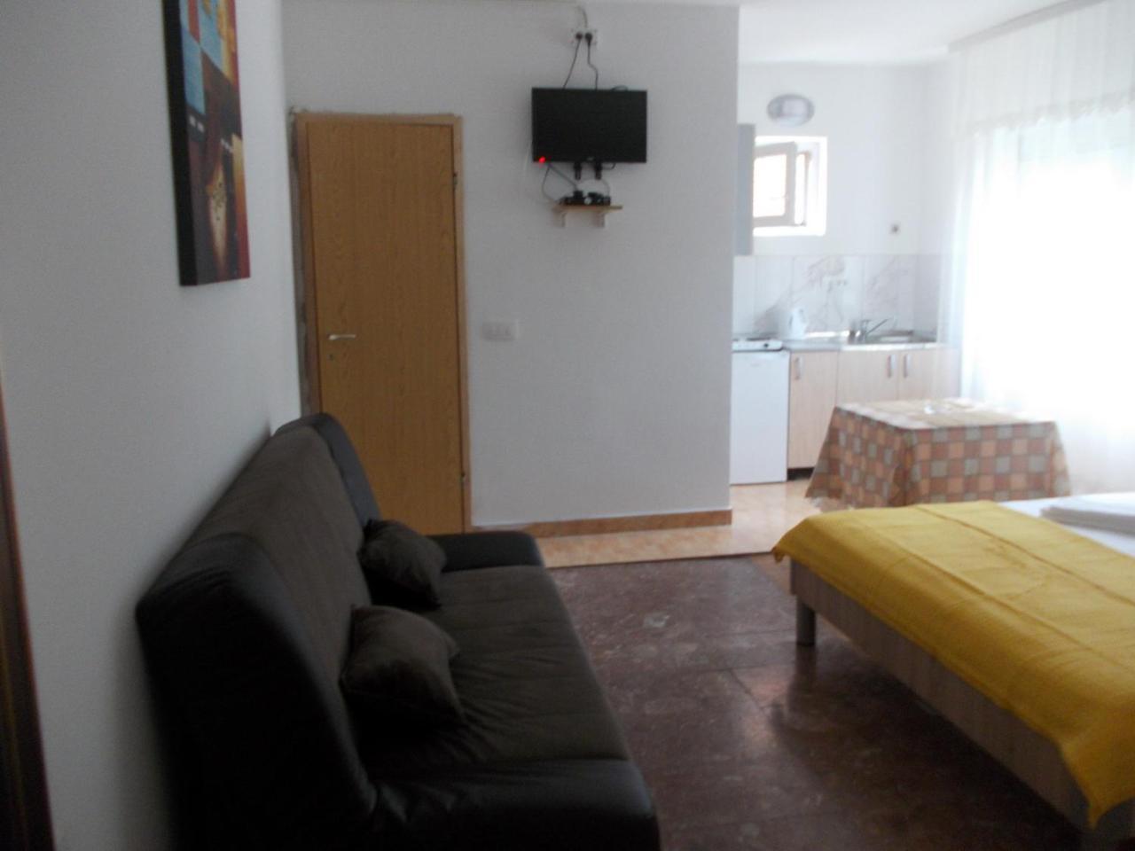Apartments Idolga Bar Bagian luar foto